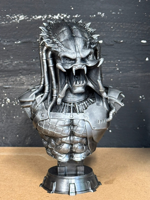 Statua busto Predator 15cm